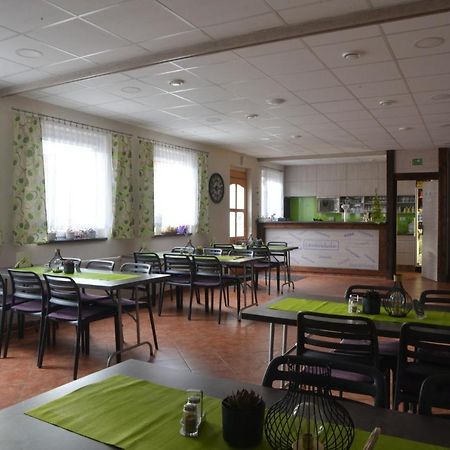 Penzion Klimes Hustopeče Buitenkant foto