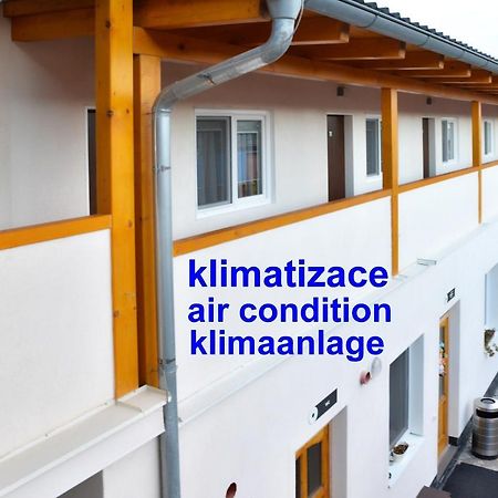 Penzion Klimes Hustopeče Buitenkant foto